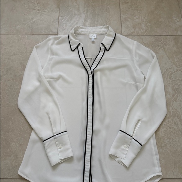 Dressbarn White Blouse with Black Trim | Button Front | Size Small - Picture 2 of 8